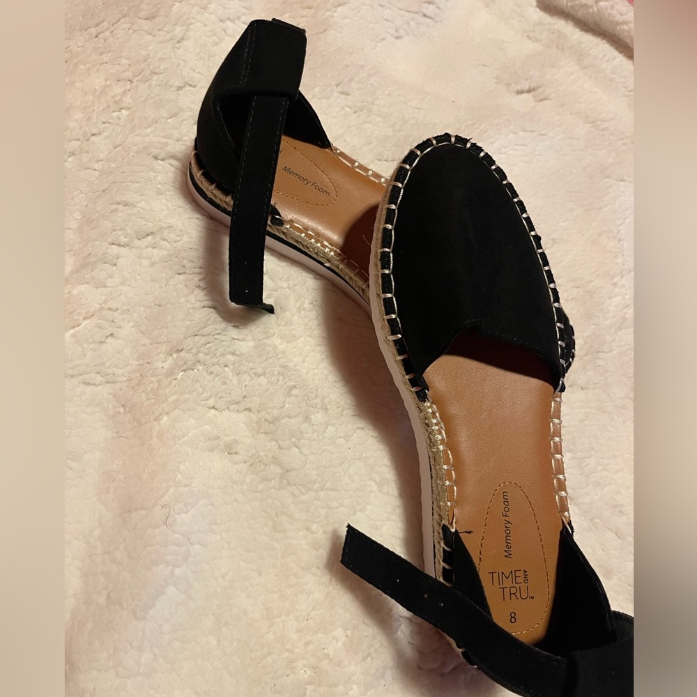 memory foam black sandals